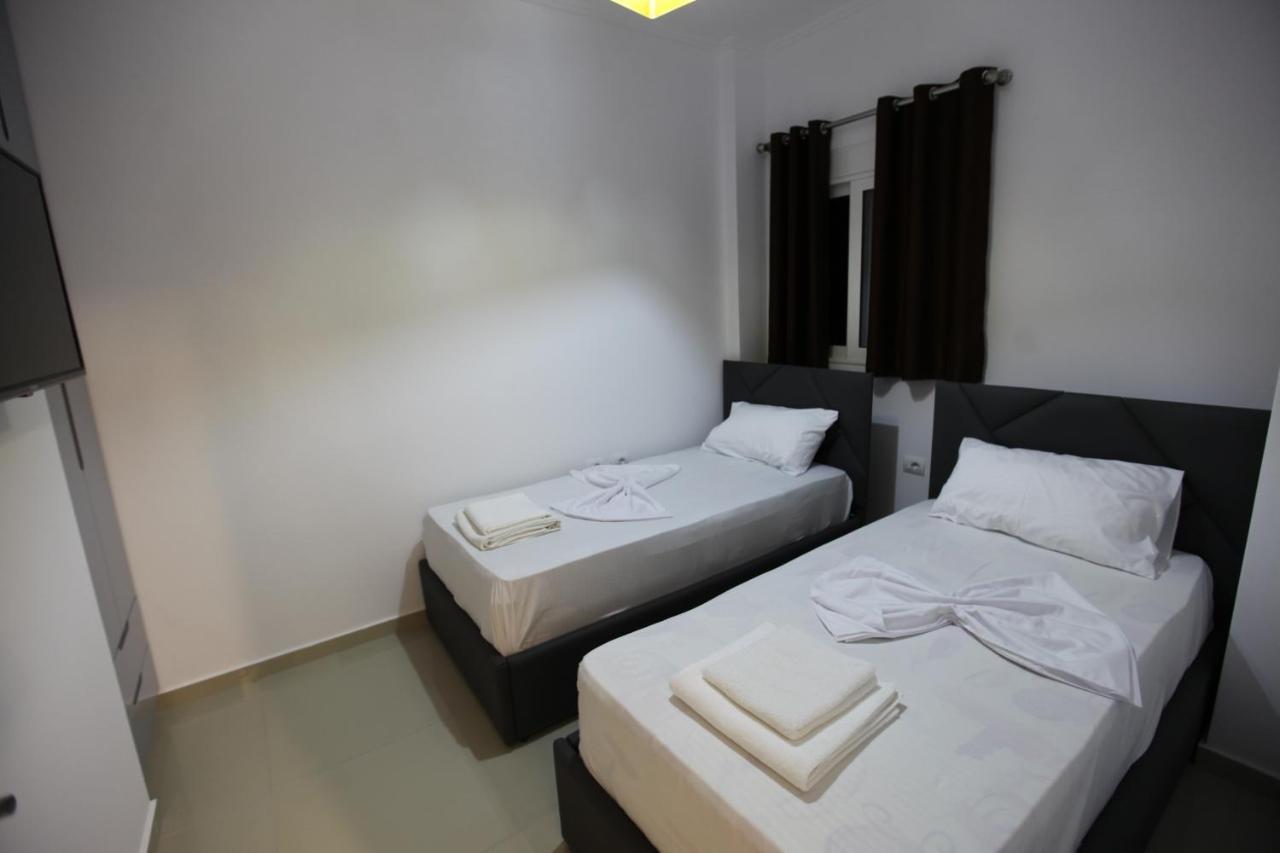 Deda Apartments Саранда Экстерьер фото