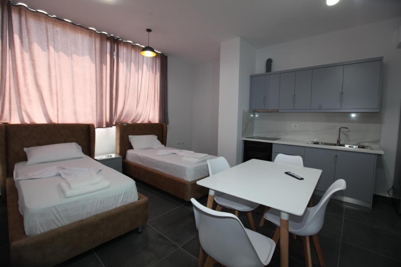 Deda Apartments Саранда Экстерьер фото