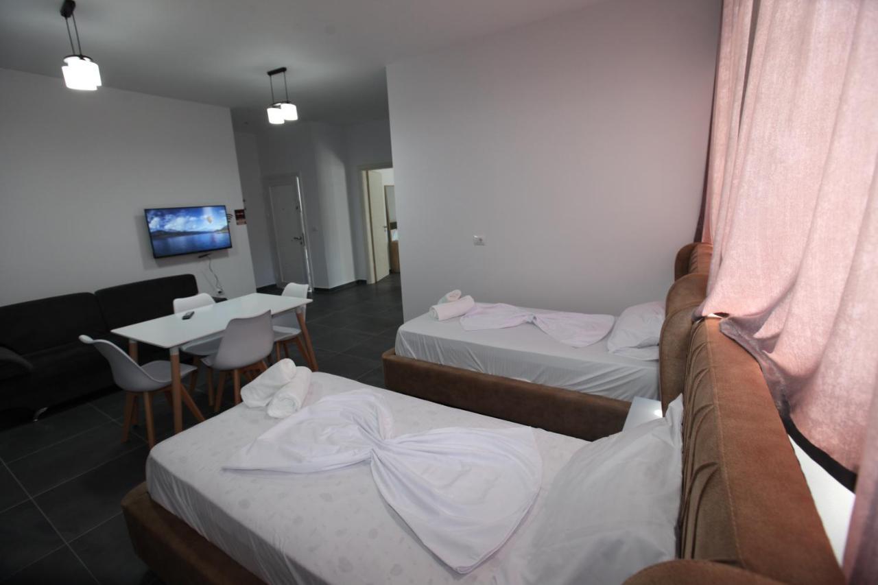 Deda Apartments Саранда Экстерьер фото