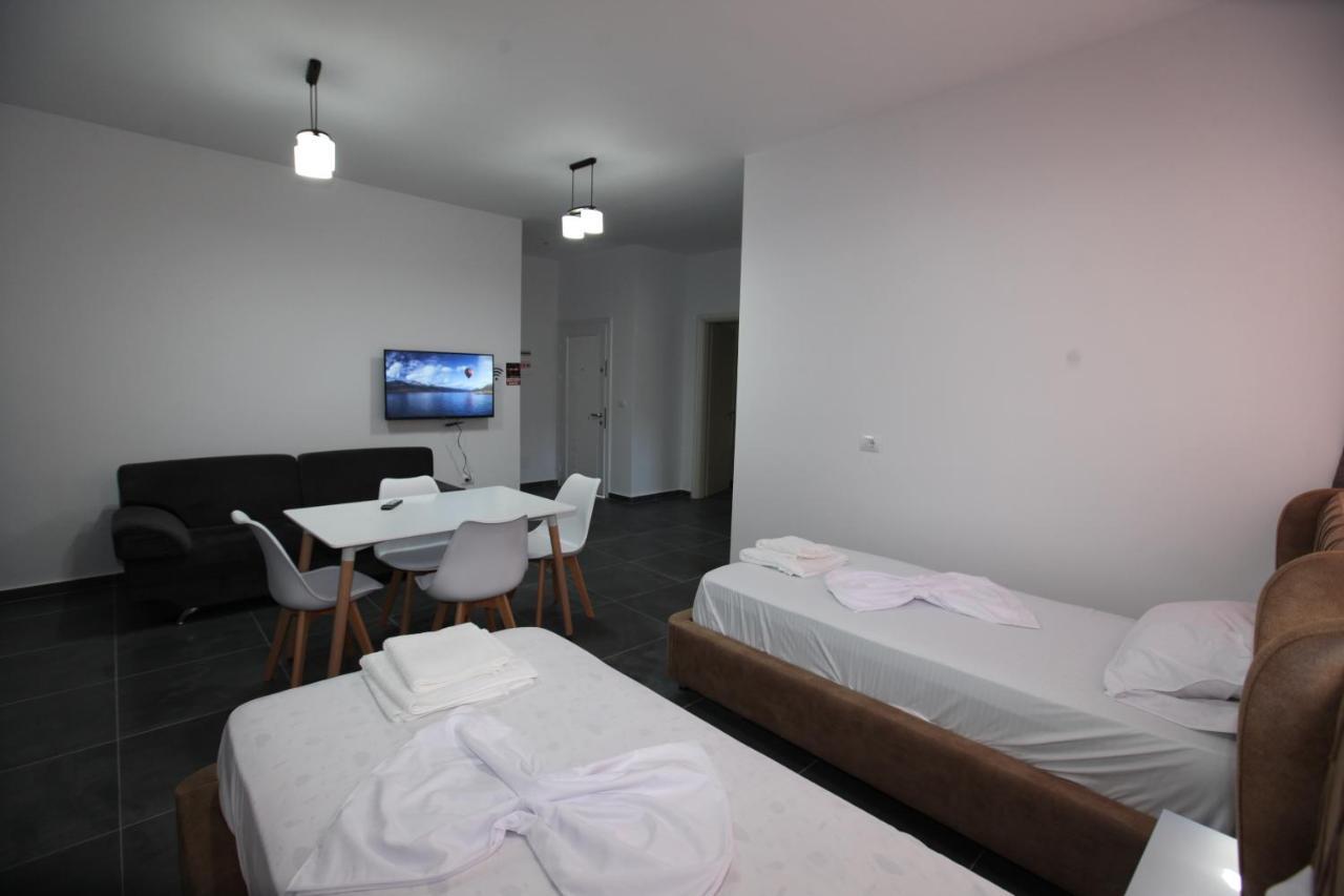 Deda Apartments Саранда Экстерьер фото