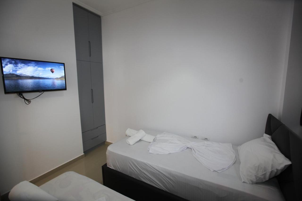 Deda Apartments Саранда Экстерьер фото