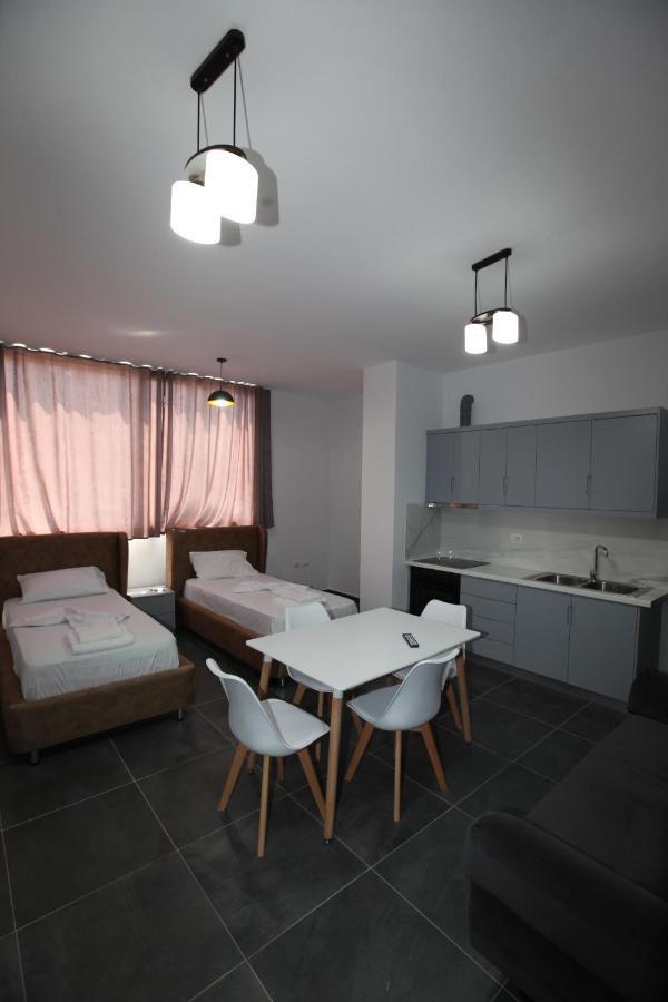 Deda Apartments Саранда Экстерьер фото