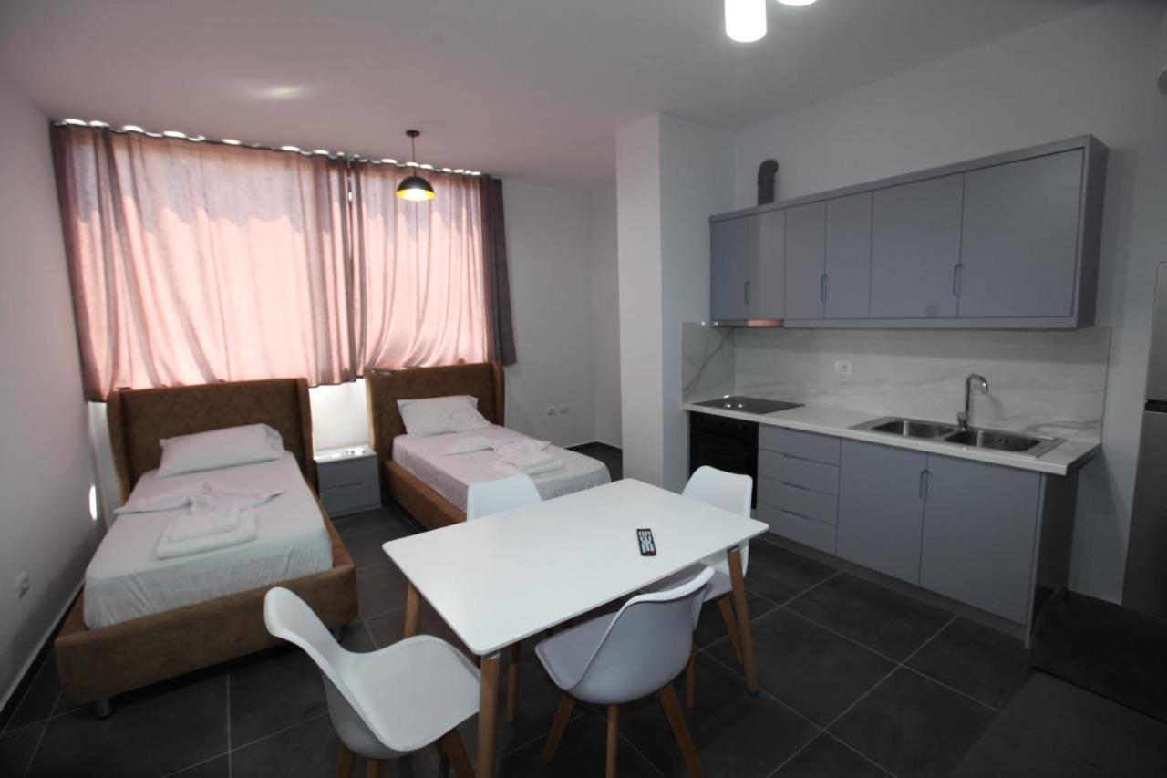 Deda Apartments Саранда Экстерьер фото