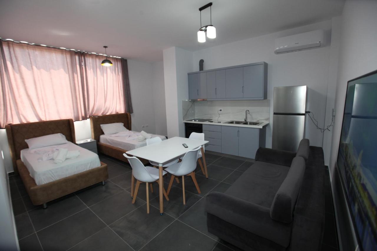 Deda Apartments Саранда Экстерьер фото