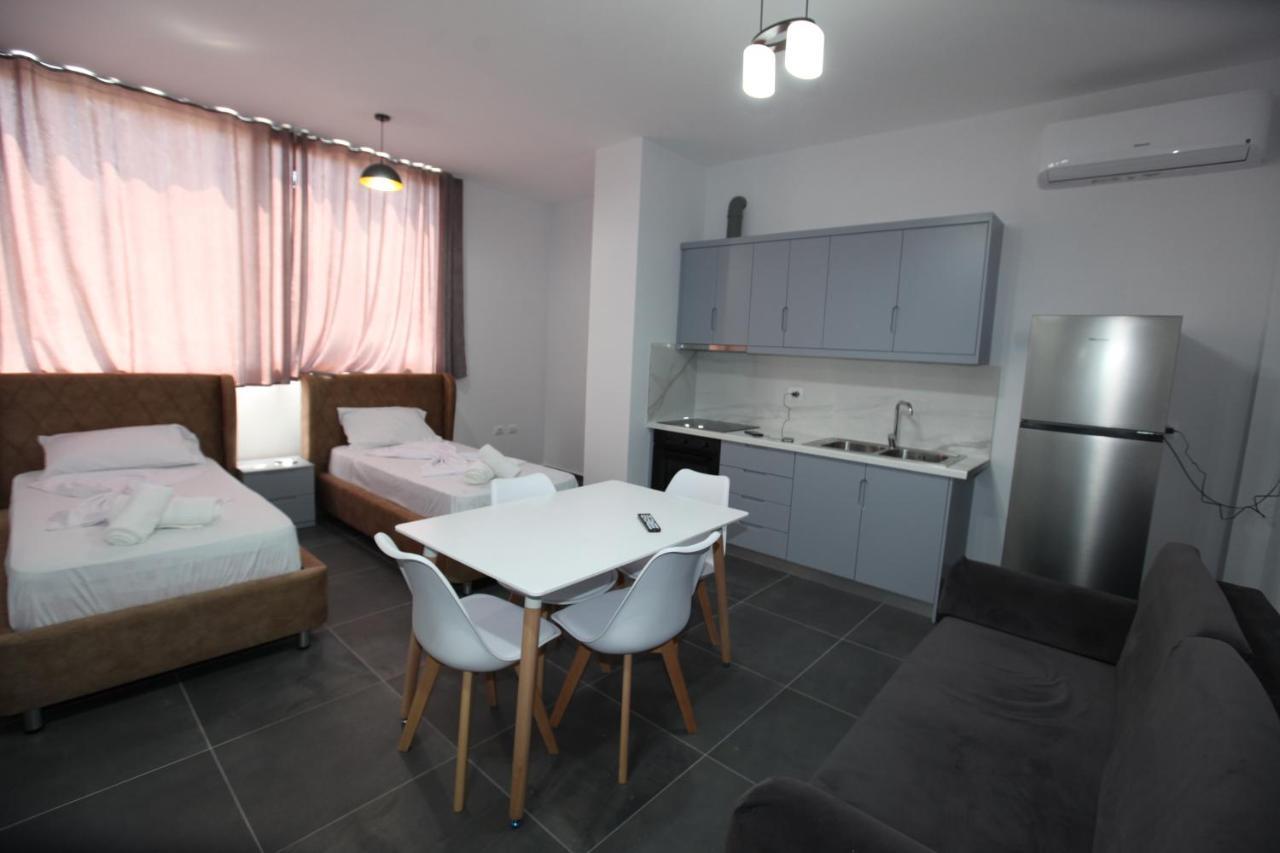 Deda Apartments Саранда Экстерьер фото