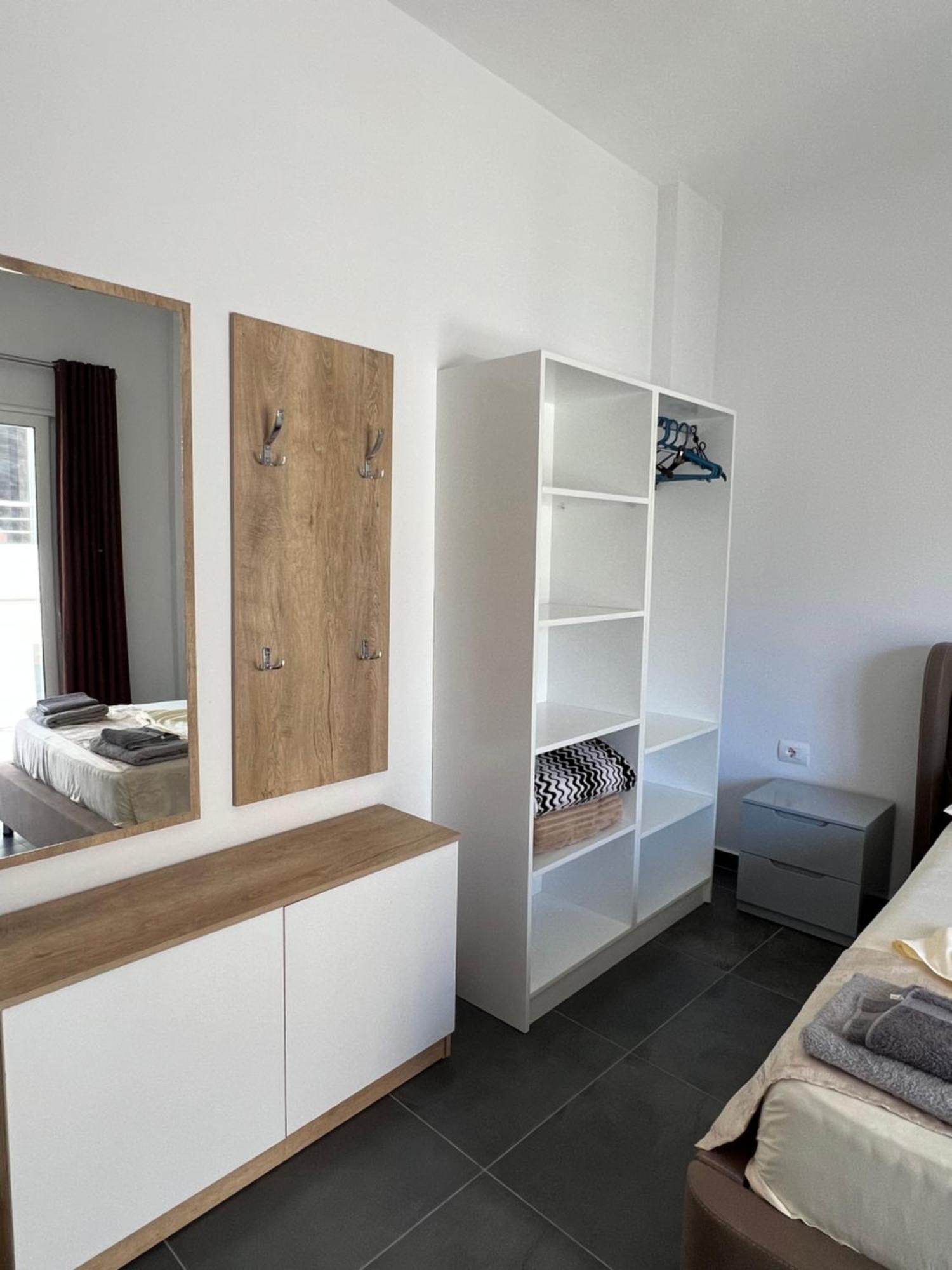 Deda Apartments Саранда Экстерьер фото